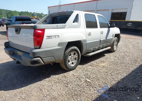 2002 Chevrolet Avalanche 1500 z USA, uszkodzony, nr VIN 3GNEC13T02G185665